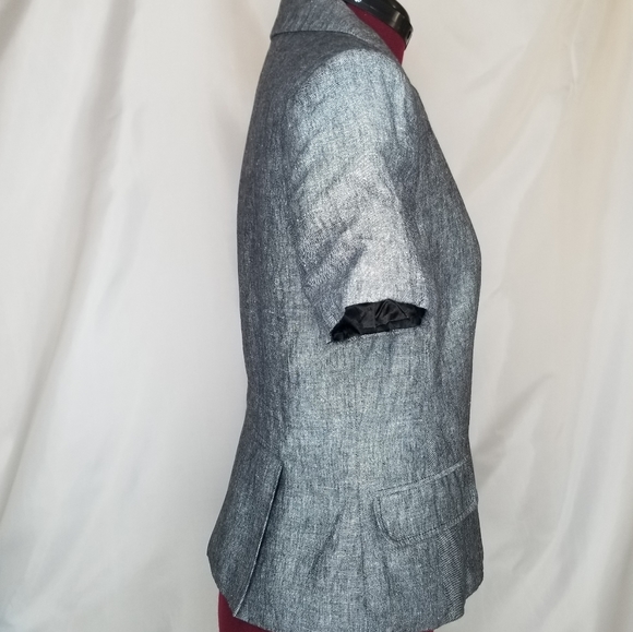 🍁3/$25 Banana Republic Short Sleeve Button Up Top - Picture 2 of 8